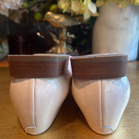 Bells & Becks Amara in Blush Patent Leather - Picture 15 of 16